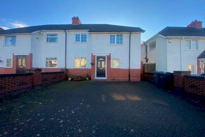 3 Bedroom Property To Rent In St. Michaels Road, Sutton Coldfield, B73