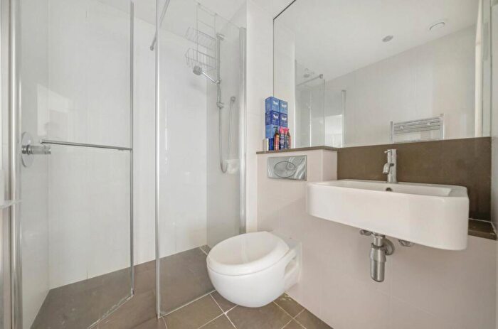 2 Bedroom Apartment For Sale In Suez Way, Saltdean, BN2