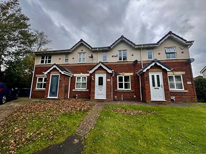 2 Bedroom Mews To Rent In Reedley Drive, Ellenbrook, Worsley, M28