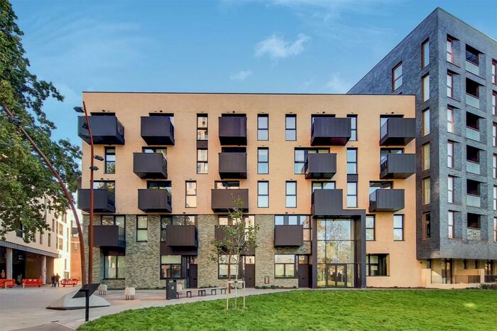 2 Bedroom Apartment To Rent In Burgess Springs, Chelmsford, CM1