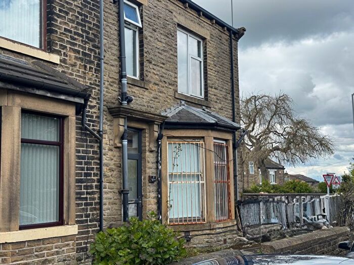Studio To Rent In Pelham Road, Bradford, BD2