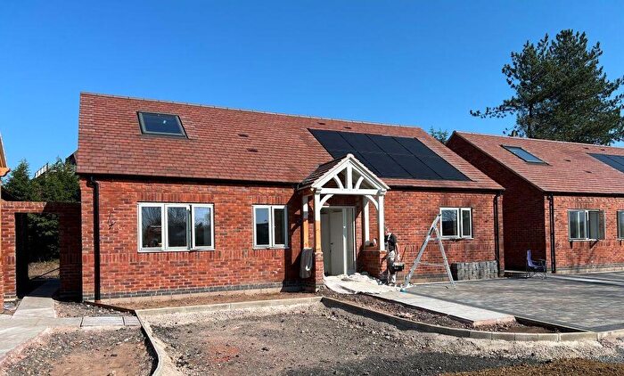 2 Bedroom Bungalow For Sale In The Brambles, Cakebole Lane, Chaddesley Corbett, DY10