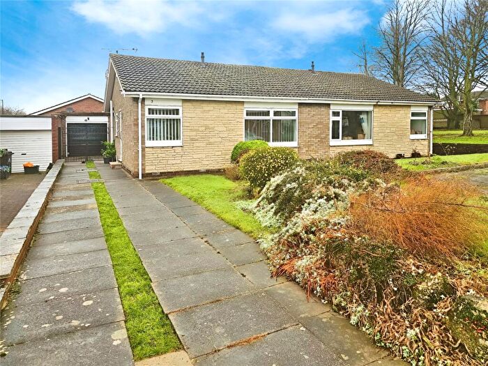 2 Bedroom Bungalow To Rent In Bruncroft Close, Doncaster, South Yorkshire, DN4
