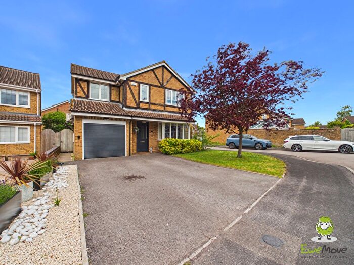 4 Bedroom Terraced House For Sale In Corinthian Close, Basingstoke, Hampshire, RG22