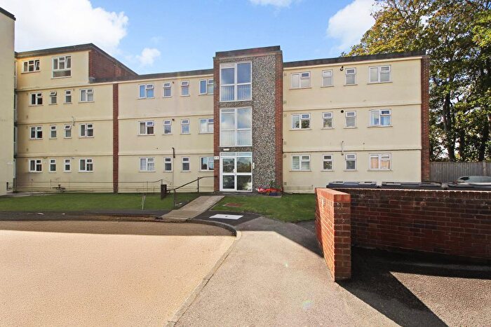 2 Bedroom Flat For Sale In King Charles Court, Lord Warden Avenue, Deal, Kent, CT14