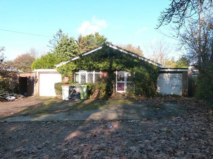 4 Bedroom Detached Bungalow For Sale In Main Street, Pinvin, Pershore, WR10