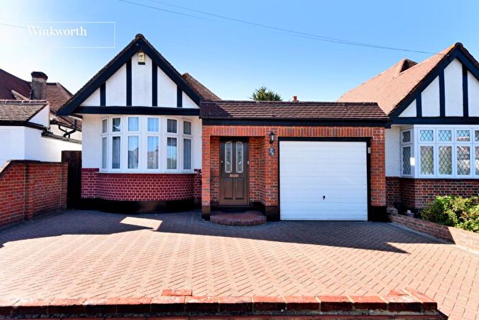 2 Bedroom Bungalow For Sale In Highfield Drive, Epsom, Surrey, KT19