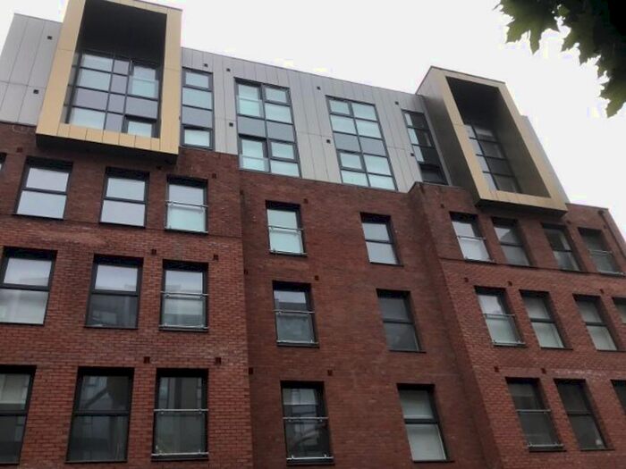 Studio To Rent In Wolstenholme Square, Liverpool L1