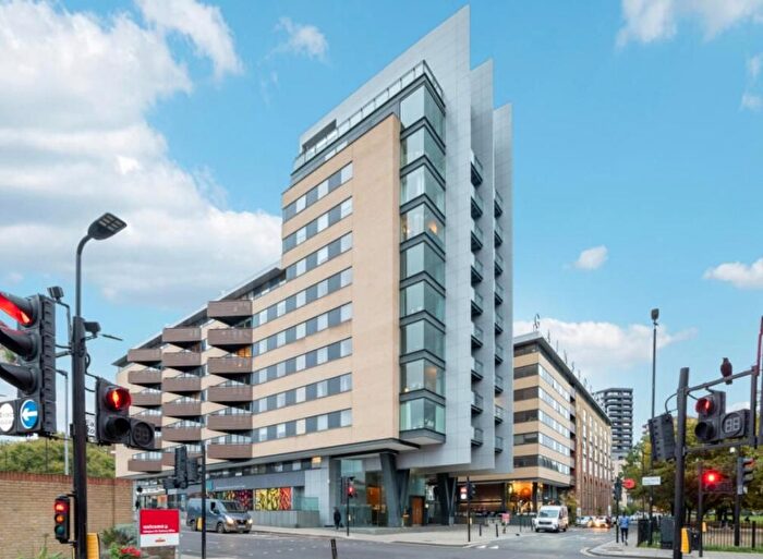 2 Bedroom Flat To Rent In Poole Street, Hackney, London, N1