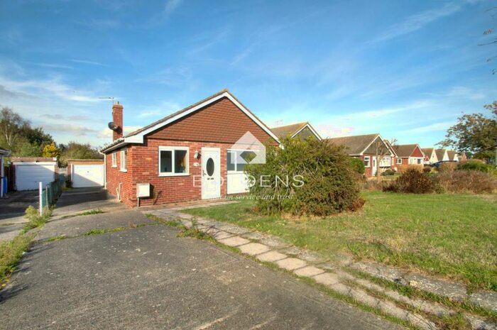 2 Bedroom Bungalow To Rent In Fleetwood Avenue, Holland On Sea, CO15