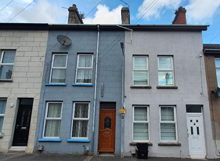 4 Bedroom Mid Terraced House For Sale In Queen Street, Carrickfergus, BT38