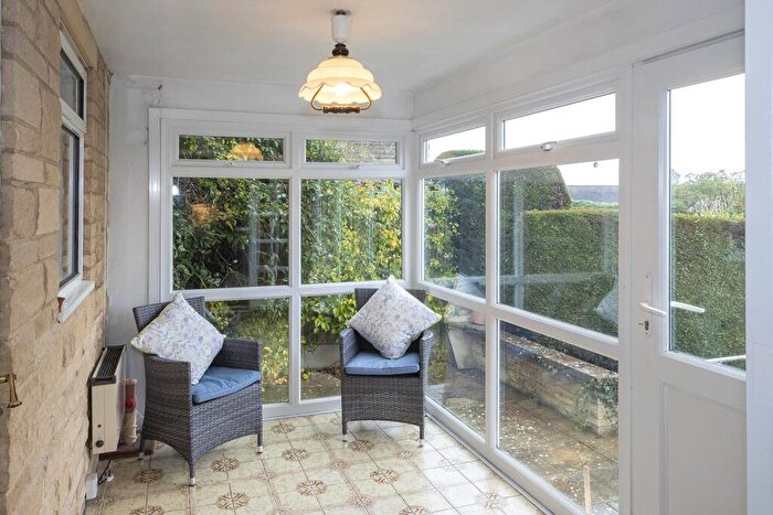 4 Bedroom Detached House For Sale In The Close, School Lane, Southam, Gloucestershire, GL52