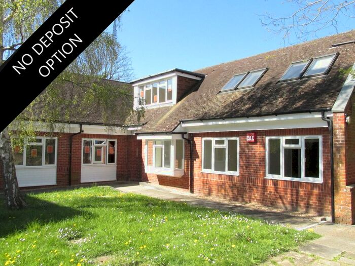 2 Bedroom Flat To Rent In High Street, Fareham PO16