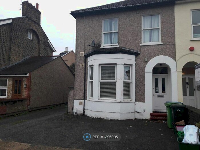 1 Bedroom Flat To Rent In Palace Grove, Bromley, BR1