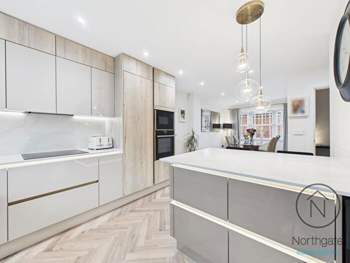 4 Bedroom Detached House For Sale In Pinewood Close, Newton Aycliffe, DL5