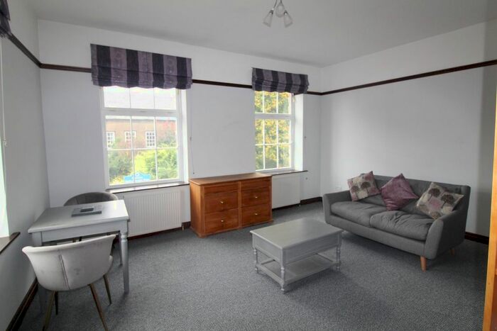 1 Bedroom Flat To Rent In St. James Court, Lancaster, LA1