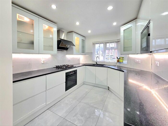 3 Bedroom Semi Detached House To Rent In Winnipeg Drive, Green Street Green, Orpington, BR6