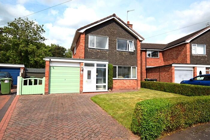 3 Bedroom Detached House For Sale In Windsor Drive, Market Drayton, Shropshire, TF9