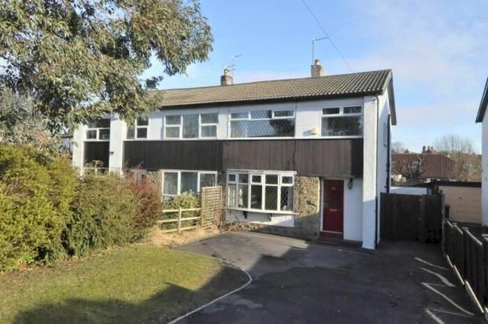 3 Bedroom Detached House To Rent In West Park Road, Leeds, West Yorkshire, Uk, LS8