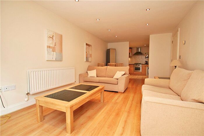 2 Bedroom Flat To Rent In The Picture House, Cheapside, Reading, Berkshire, RG1