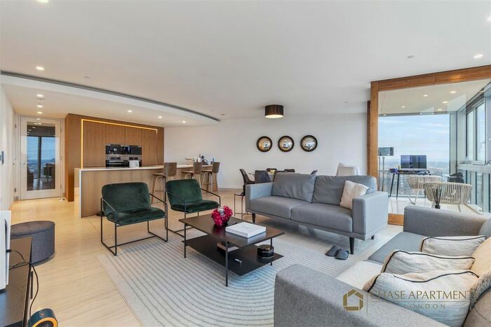 3 Bedroom Flat For Sale In The Tower, St George Wharf, Nine Elms, Vauxhall, SW8