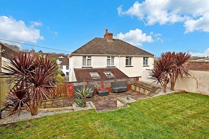 3 Bedroom Semi-detached House For Sale In Third Avenue, Dawlish, EX7