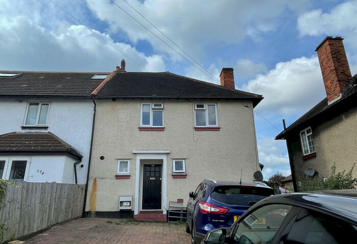 3 Bedroom Maisonette To Rent In Marvels Lane, London, SE12