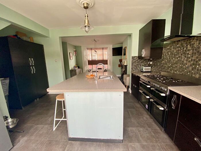3 Bedroom Town House For Sale In Albert Street, Holbeach, PE12