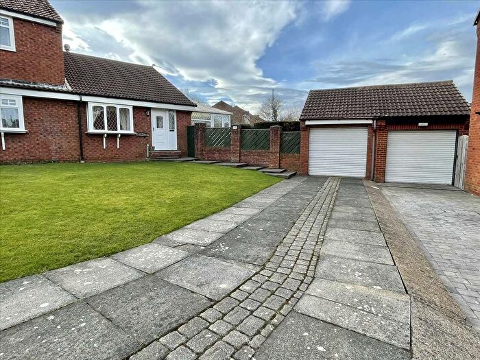 2 Bedroom Bungalow For Sale In White Horse View, South Shields, NE34