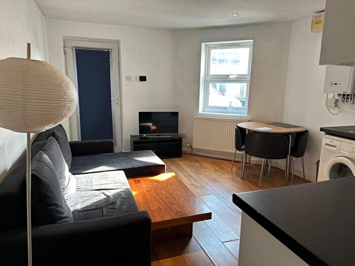 1 Bedroom Flat To Rent In Cambrian Place, Beatrice Street, Oswestry, SY11
