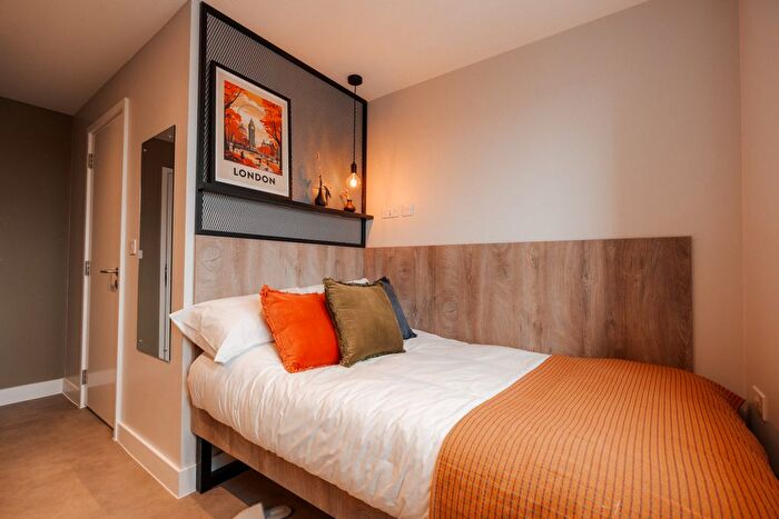 1 Bedroom Flat To Rent In Ilderton Road, London, SE15