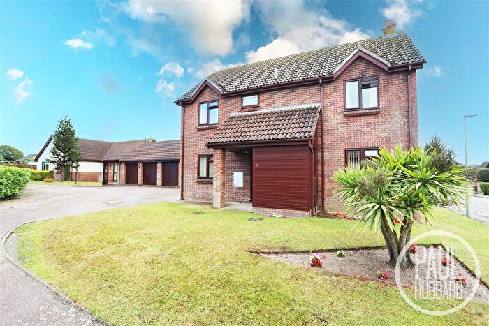 4 Bedroom Property For Sale In Magdalen Close, Lowestoft, NR32