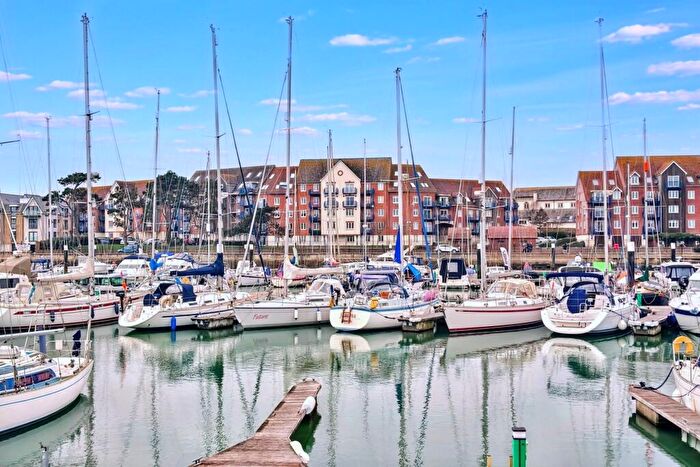 2 Bedroom Flat For Sale In Weymouth, DT4