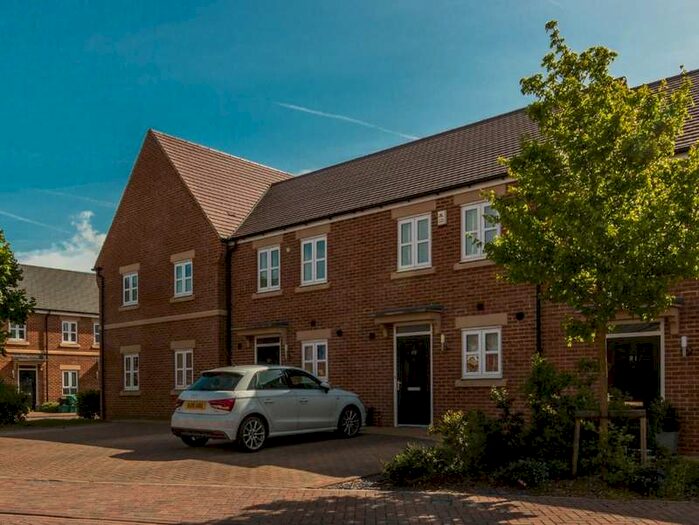 2 Bedroom House To Rent In Denman Drive Newbury, RG14