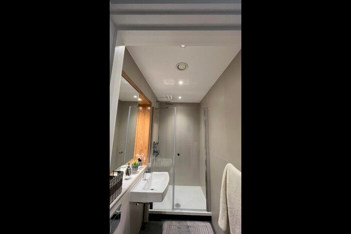 1 Bedroom Flat For Sale In Laporte Way, Luton, LU4