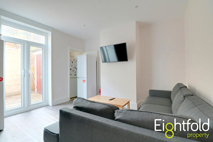 6 Bedroom Terraced House To Rent In Dudley Road, Brighton, BN1
