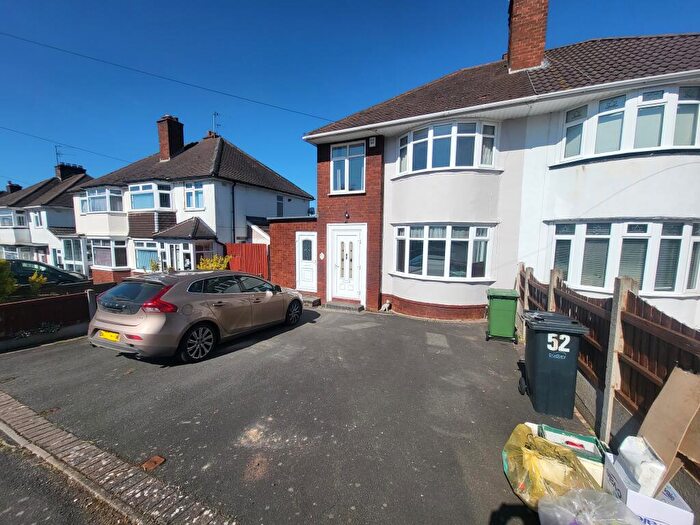 3 Bedroom House To Rent In Windsor Road, Halesowen, B63