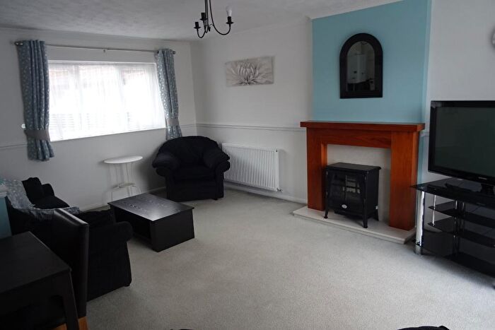 1 Bedroom Flat To Rent In Halyard Croft, Hull, HU1