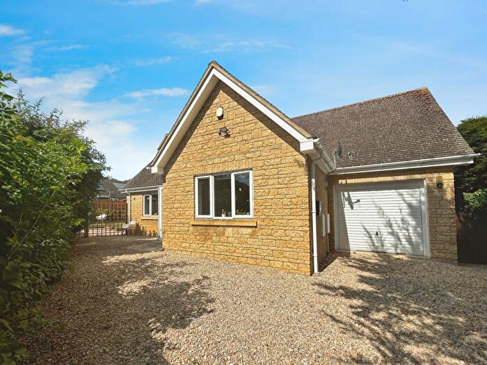 3 Bedroom Detached House To Rent In , Witney, Oxfordshire, OX28