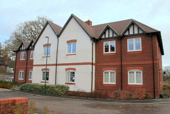 2 Bedroom Apartment To Rent In Drovers Close, Balsall Common, CV7