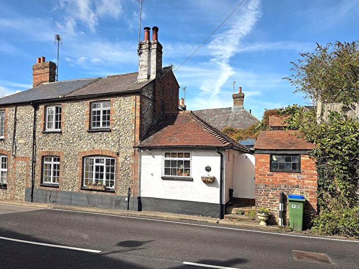 3 Bedroom Semi-Detached House For Sale In Steyning, BN44