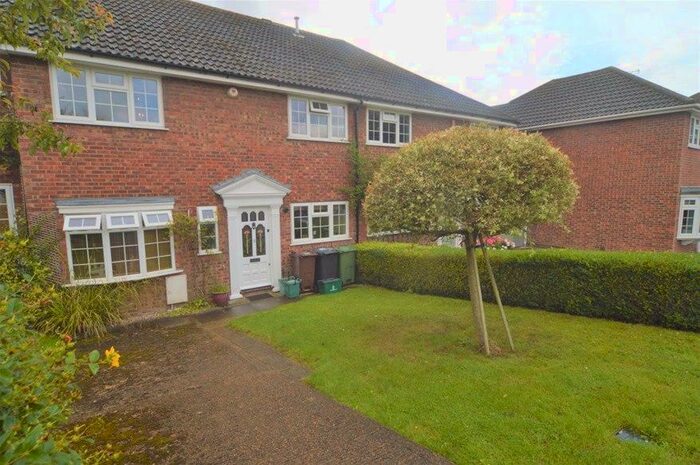 3 Bedroom House To Rent In Camlet Way, St Albans, AL3