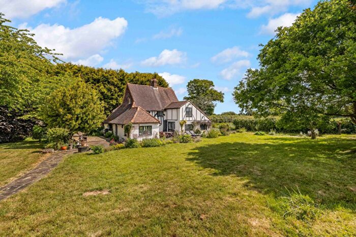 3 Bedroom Detached House For Sale In Ref: Gk -, Redhill, RH1