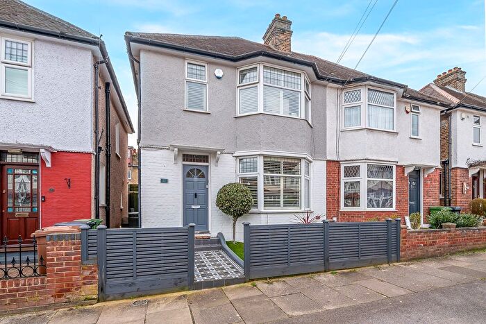 3 Bedroom Semi Detached House For Sale In Tatnell Road, London, SE23