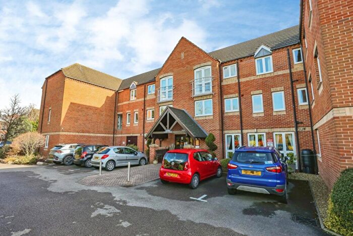 2 Bedroom Flat For Sale In Giles Court, Rectory Road, West Bridgford, Nottingham, NG2