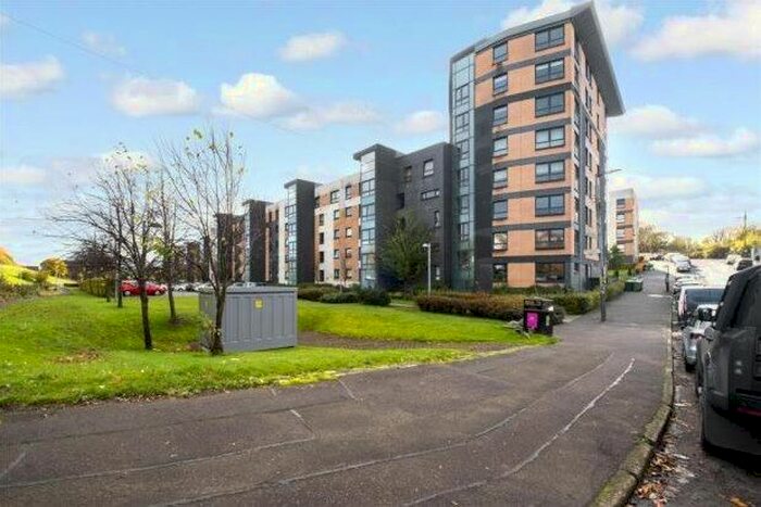 2 Bedroom Flat To Rent In Firpark Court, Glasgow, G31