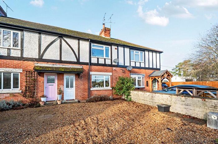 3 Bedroom Terraced House For Sale In Netheravon Road, Durrington, Salisbury, SP4