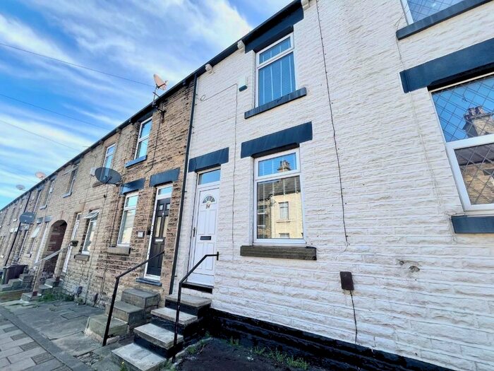 2 Bedroom Terraced House To Rent In St. Georges Road, Barnsley, S70