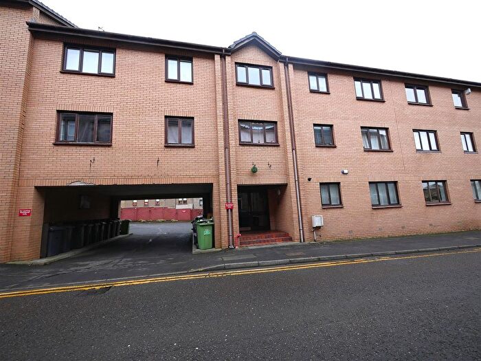 2 Bedroom Flat To Rent In Rose Street, Kirkintilloch, Glasgow, G66