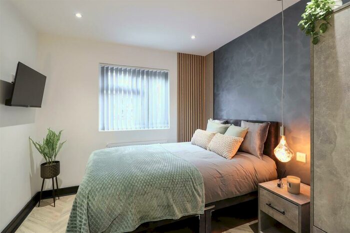 Studio To Rent In Kingsway, Coventry, CV2